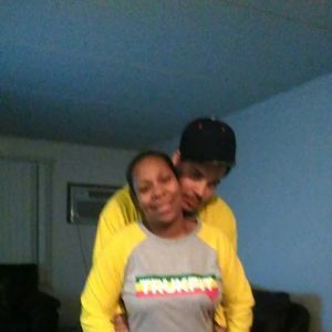 Meet your Posher, Kandi